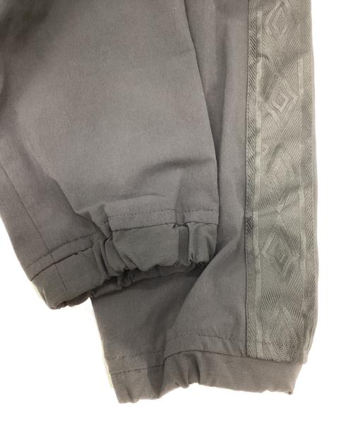 UMBRO（アンブロ）UMBRO (アンブロ) BEAUTY&YOUTH (ビューティーアンドユース) 別注UMBROトラックトッププルオーバー ブラック サイズ:Lの古着・服飾アイテム