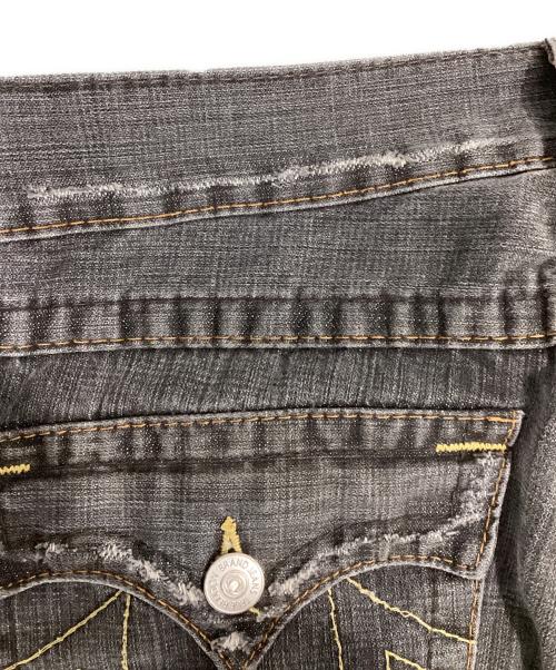 TRUE RELIGION（トゥルー レリジョン）TRUE RELIGION (トゥルー レリジョン) ダメージフレアデニム ブラック サイズ:30の古着・服飾アイテム