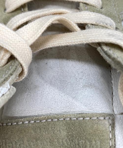 Maison Margiela（メゾンマルジェラ）Maison Margiela (メゾンマルジェラ) ジャーマントレーナー ベージュ×ホワイト サイズ:41の古着・服飾アイテム