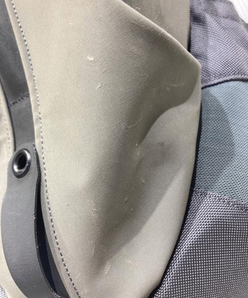 ARC'TERYX（アークテリクス）ARC'TERYX (アークテリクス) Arro 16 Backpack グレーの古着・服飾アイテム