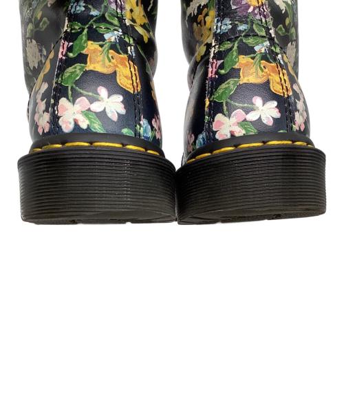 Dr.Martens（ドクターマーチン）Dr.Martens (ドクターマーチン) 1460 Pascal Darcy Floral 8ホールブーツ ネイビー サイズ:UK 6の古着・服飾アイテム