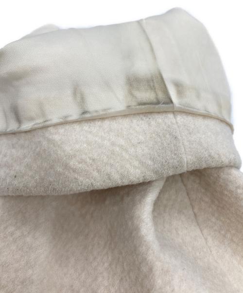 CADUNE（カデュネ）CADUNE (カデュネ) 金釦Pコート ホワイト サイズ:36の古着・服飾アイテム
