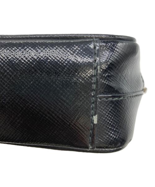 PRADA（プラダ）PRADA (プラダ) サフィアーノ ヴェルニリボン ミニショルダーバッグ ブラックの古着・服飾アイテム