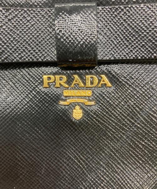 PRADA（プラダ）PRADA (プラダ) サフィアーノ ヴェルニリボン ミニショルダーバッグ ブラックの古着・服飾アイテム