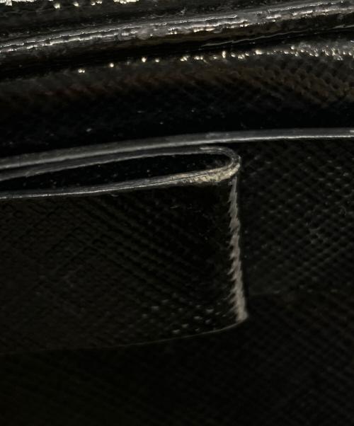 PRADA（プラダ）PRADA (プラダ) サフィアーノ ヴェルニリボン ミニショルダーバッグ ブラックの古着・服飾アイテム