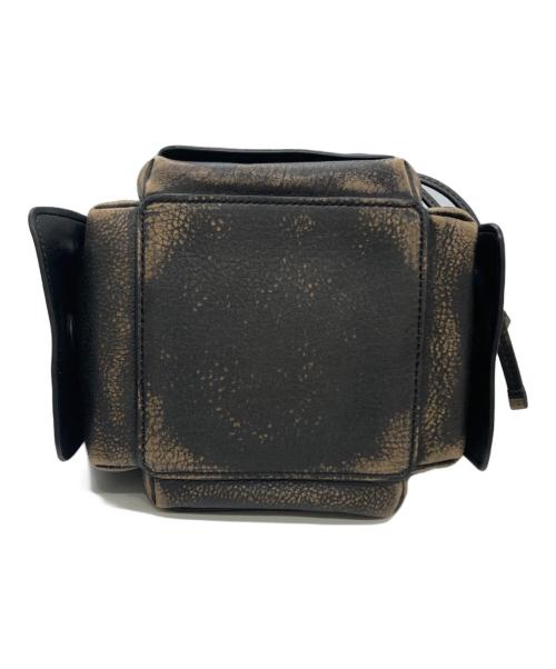 Acne studios（アクネ ストゥディオズ）Acne studios (アクネ ストゥディオズ) Multipocket Mini bag（マルチポケットミニバッグ） ダークブラウンの古着・服飾アイテム