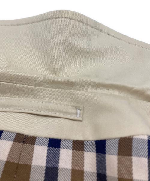 Aquascutum（アクアスキュータム）Aquascutum (アクアスキュータム) コート ベージュ サイズ:記載なしの古着・服飾アイテム