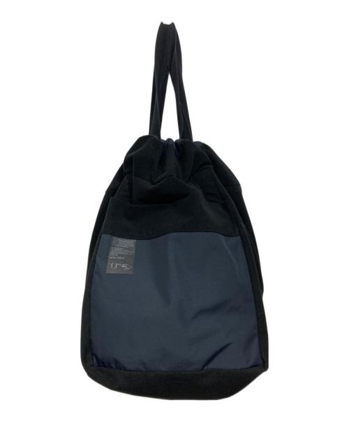 GR10K（ジーアールテンケー）GR10K (ジーアールテンケー) SOIL SACK BAG（ソイル サック バッグ） ネイビー×ブラック サイズ:　の古着・服飾アイテム