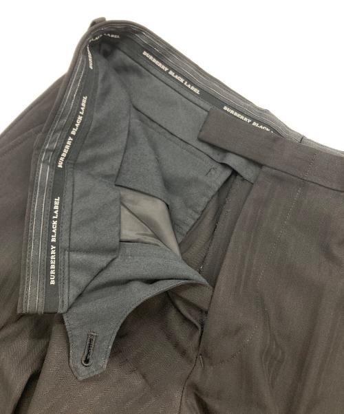BURBERRY BLACK LABEL（バーバリーブラックレーベル）BURBERRY BLACK LABEL (バーバリーブラックレーベル) 3ピースストライプセットアップ ブラック サイズ:40の古着・服飾アイテム