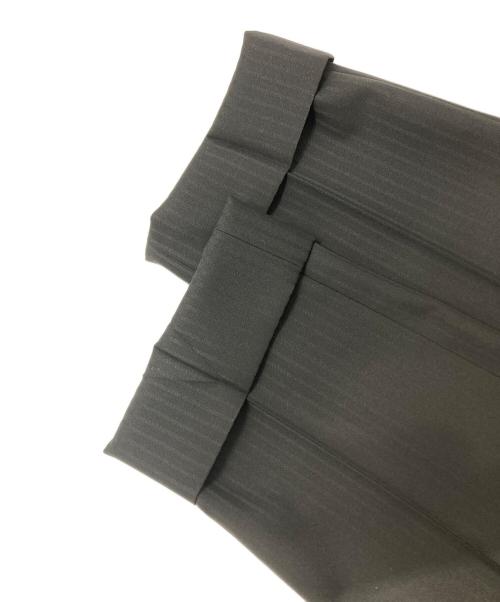 BURBERRY BLACK LABEL（バーバリーブラックレーベル）BURBERRY BLACK LABEL (バーバリーブラックレーベル) 3ピースストライプセットアップ ブラック サイズ:40の古着・服飾アイテム