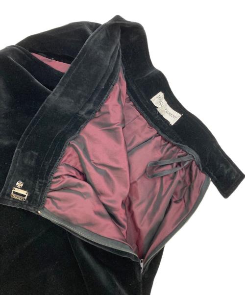 Yves Saint Laurent（イヴサンローラン）Yves Saint Laurent (イヴサンローラン) ベロアセットアップ ブラック サイズ:Mの古着・服飾アイテム