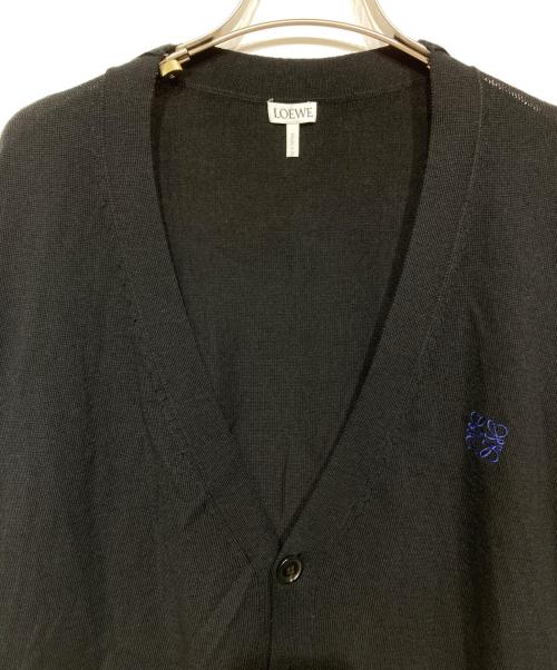LOEWE（ロエベ）LOEWE (ロエベ) アナグラム刺繍カーディガン ブラック サイズ:Lの古着・服飾アイテム