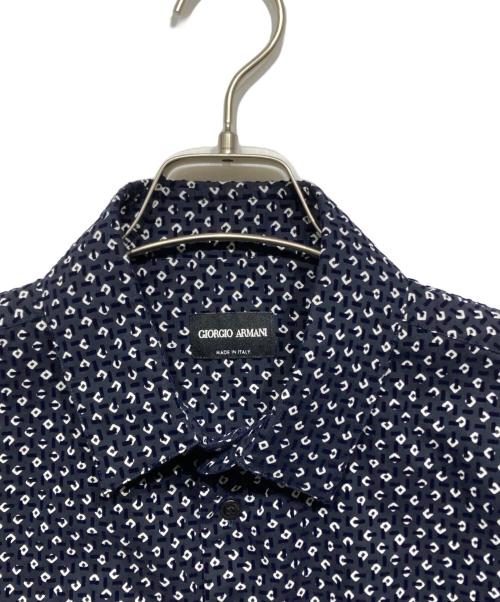 GIORGIO ARMANI（ジョルジョアルマーニ）GIORGIO ARMANI (ジョルジョアルマーニ) 幾何学柄シャツ ネイビー サイズ:41の古着・服飾アイテム