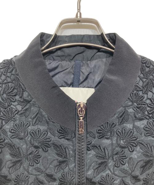 MONCLER（モンクレール）MONCLER (モンクレール) Black Flowers Embroidered Light Jacket ブラック サイズ:2の古着・服飾アイテム