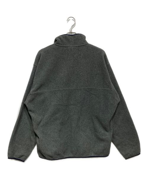 Patagonia（パタゴニア）Patagonia (パタゴニア) ライトウェイト・シンチラ・スナップT・プルオーバー　25580FA15 グレー サイズ:Lの古着・服飾アイテム