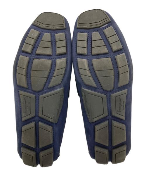 Salvatore Ferragamo（サルヴァトーレ フェラガモ）Salvatore Ferragamo (サルヴァトーレ フェラガモ) ドライビングシューズ ネイビー サイズ:7 1/2の古着・服飾アイテム