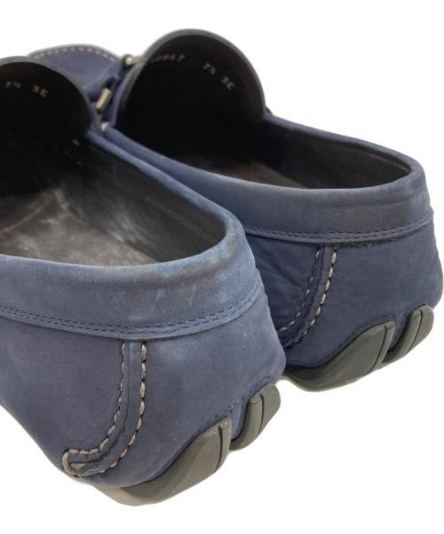 Salvatore Ferragamo（サルヴァトーレ フェラガモ）Salvatore Ferragamo (サルヴァトーレ フェラガモ) ドライビングシューズ ネイビー サイズ:7 1/2の古着・服飾アイテム