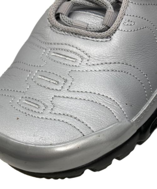 NIKE（ナイキ）NIKE (ナイキ) Air Max Plus Tiempo（エアマックス　プラス　ティエンポ） グレー サイズ:26.5の古着・服飾アイテム