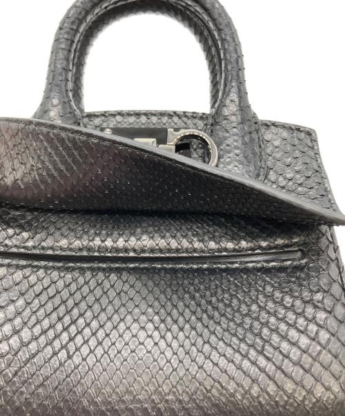 Salvatore Ferragamo（サルヴァトーレ フェラガモ）Salvatore Ferragamo (サルヴァトーレ フェラガモ) スタジオ マイクロ ブラックの古着・服飾アイテム