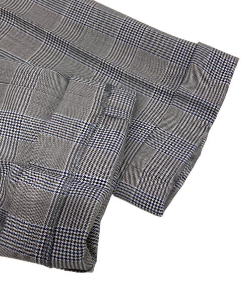 BLACK LABEL CRESTBRIDGE（ブラックレーベル クレストブリッジ）BLACK LABEL CRESTBRIDGE (ブラックレーベル クレストブリッジ) ダブルセットアップスーツ グレー サイズ:36Rの古着・服飾アイテム