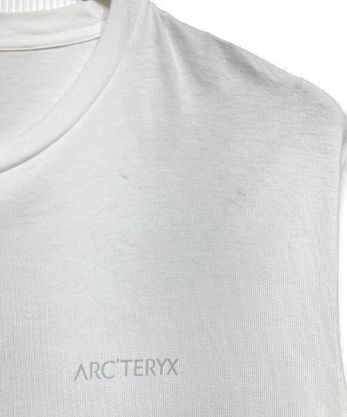 ARC'TERYX（アークテリクス）ARC'TERYX (アークテリクス) Kragg SL Cotton Blurred Bird SS M ホワイト サイズ:XLの古着・服飾アイテム
