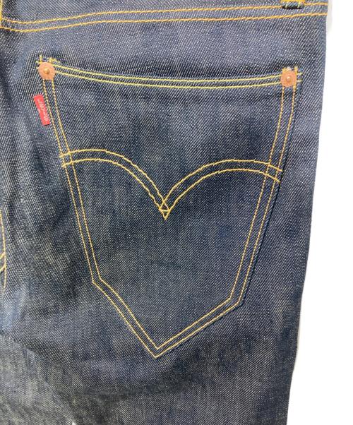 JUNYA WATANABE MAN（ジュンヤワタナベマン）JUNYA WATANABE MAN (ジュンヤワタナベマン) LEVI'S (リーバイス) デニムパンツ インディゴ サイズ:XSの古着・服飾アイテム