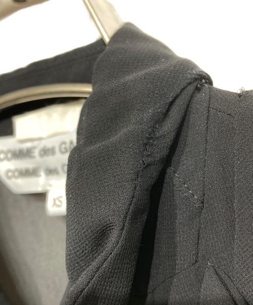 COMME des GARCONS COMME des GARCONS（コムデギャルソン コムデギャルソン）COMME des GARCONS COMME des GARCONS (コムデギャルソン コムデギャルソン) フリルブラウス ブラック サイズ:XSの古着・服飾アイテム