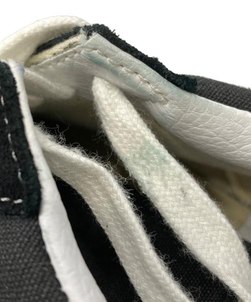 VANS（ヴァンズ）VANS (ヴァンズ) オールドスクール ローカットスニーカー ブラック×ホワイト サイズ:27.5の古着・服飾アイテム