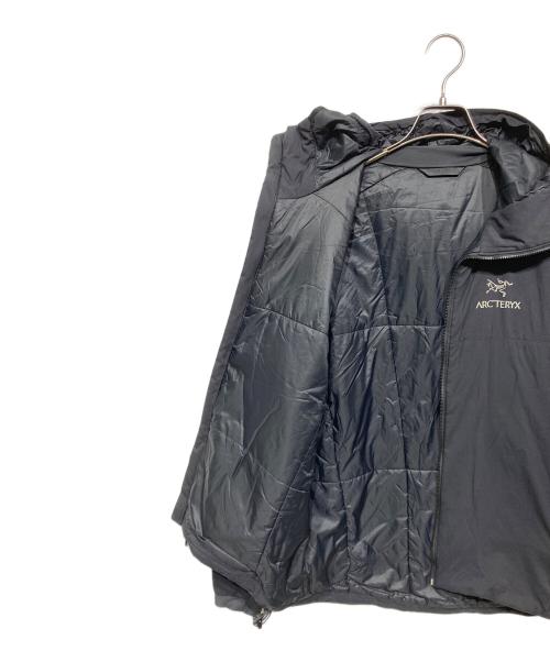 ARC'TERYX（アークテリクス）ARC'TERYX (アークテリクス) ATOM AR HOODY ブラック サイズ:Mの古着・服飾アイテム