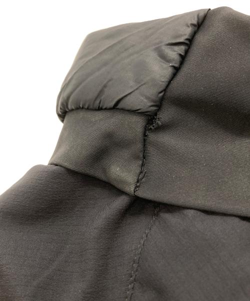 ARC'TERYX（アークテリクス）ARC'TERYX (アークテリクス) ATOM AR HOODY ブラック サイズ:Mの古着・服飾アイテム