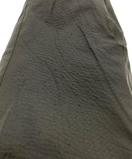 ARC'TERYX（アークテリクス）ARC'TERYX (アークテリクス) ATOM AR HOODY ブラック サイズ:Mの古着・服飾アイテム