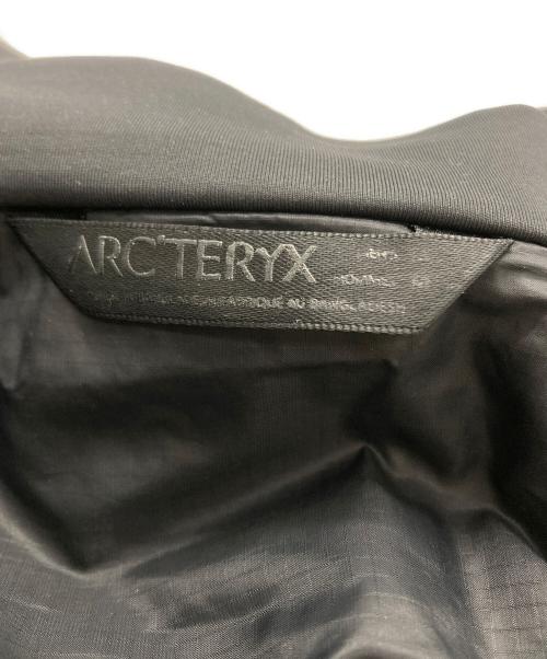 ARC'TERYX（アークテリクス）ARC'TERYX (アークテリクス) ATOM AR HOODY ブラック サイズ:Mの古着・服飾アイテム
