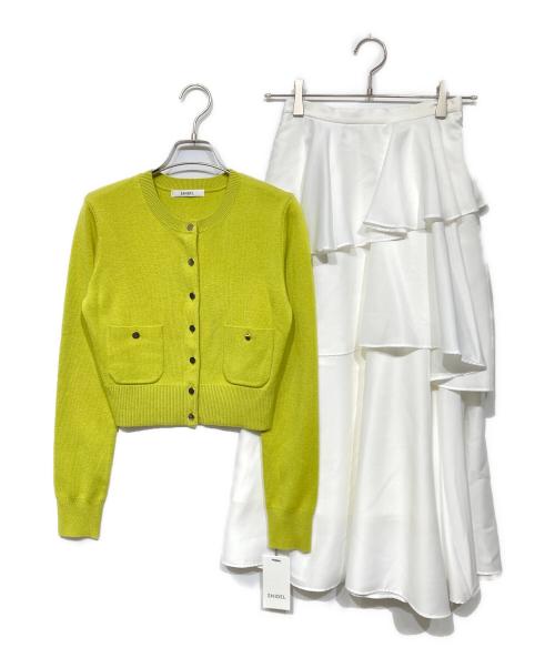 Snidel（スナイデル）Snidel (スナイデル) Sustainableニットカーデ×ティアードスカートセット ホワイト×グリーンの古着・服飾アイテム