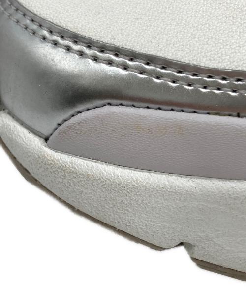 NIKE（ナイキ）NIKE (ナイキ) AIR MAX 90 LV8 ホワイト×シルバー サイズ:23.5cmの古着・服飾アイテム