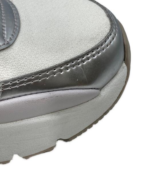 NIKE（ナイキ）NIKE (ナイキ) AIR MAX 90 LV8 ホワイト×シルバー サイズ:23.5cmの古着・服飾アイテム
