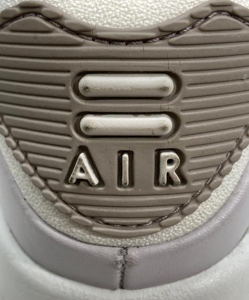 NIKE（ナイキ）NIKE (ナイキ) AIR MAX 90 LV8 ホワイト×シルバー サイズ:23.5cmの古着・服飾アイテム
