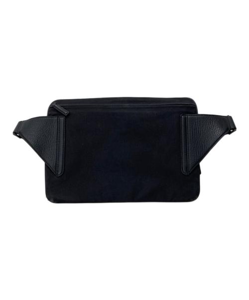 objcts.io（オブジェクツアイオー）objcts.io (オブジェクツアイオー) BELT BAG FOR LAPTOP ブラックの古着・服飾アイテム