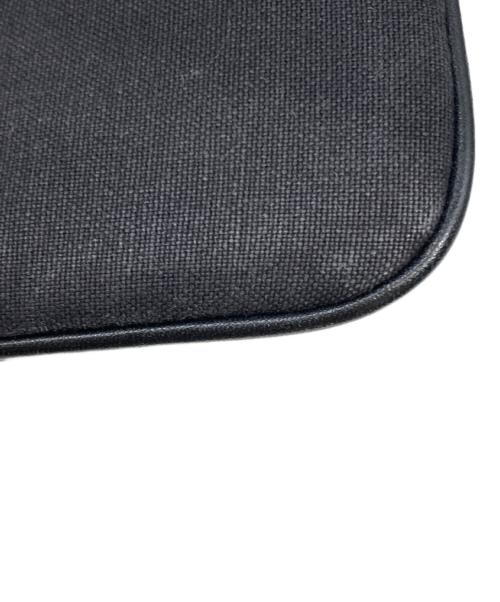 objcts.io（オブジェクツアイオー）objcts.io (オブジェクツアイオー) BELT BAG FOR LAPTOP ブラックの古着・服飾アイテム