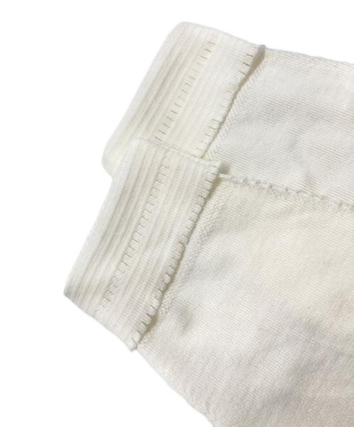 A-POC ABLE ISSEY MIYAKE（エイポック エイブル イッセイ ミヤケ）A-POC ABLE ISSEY MIYAKE (エイポック エイブル イッセイ ミヤケ) TYPE-A BASICS カットソー ホワイト サイズ:-の古着・服飾アイテム