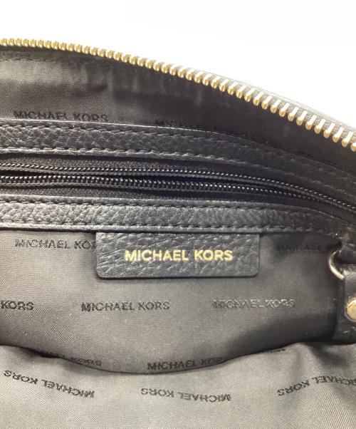 MICHAEL KORS（マイケルコース）MICHAEL KORS (マイケルコース) ショルダーバッグ ブラックの古着・服飾アイテム