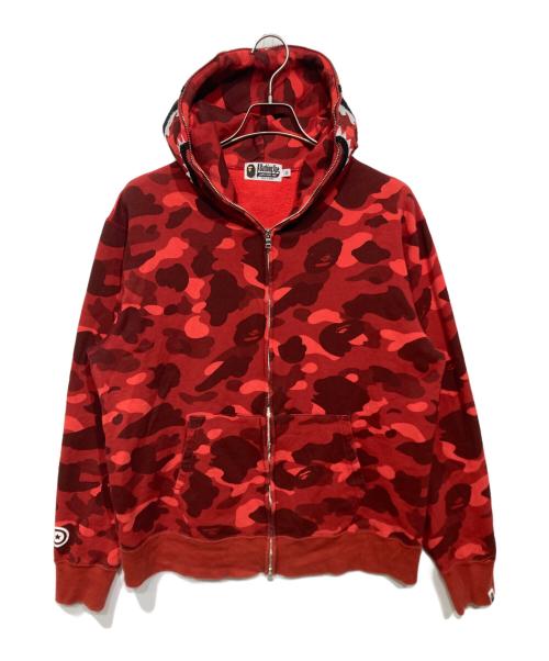 A BATHING APE（アベイシングエイプ）A BATHING APE (アベイシングエイプ) Color Camo Shark Full Zip Hoodie レッド サイズ:XLの古着・服飾アイテム