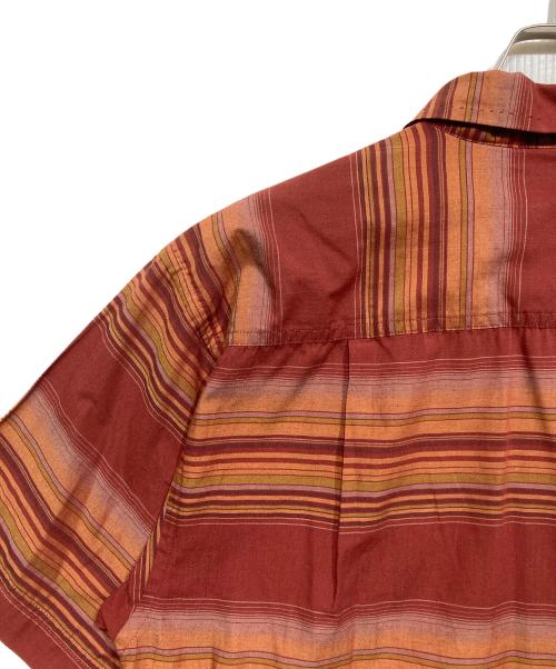 Patagonia（パタゴニア）Patagonia (パタゴニア) RHYTHM SIDEBURN SHIRT レッド サイズ:Mの古着・服飾アイテム