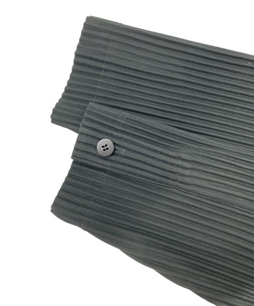HOMME PLISSE ISSEY MIYAKE（オム プリッセ イッセイ ミヤケ）HOMME PLISSE ISSEY MIYAKE (オム プリッセ イッセイ ミヤケ) テーラードプリーツジャケット グレー サイズ:4の古着・服飾アイテム