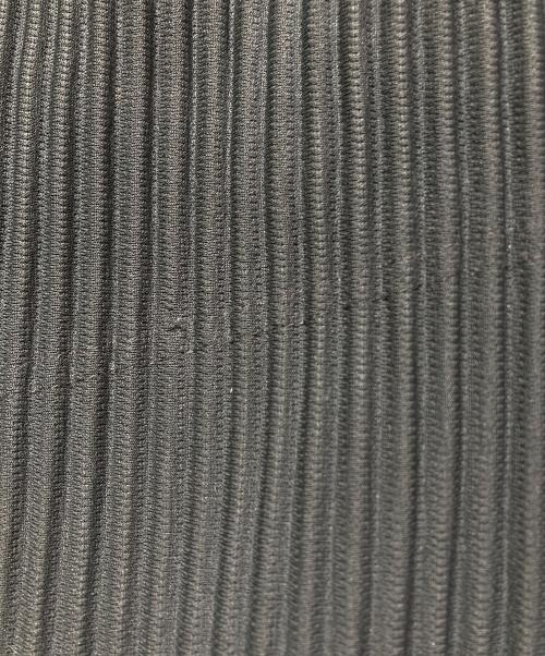 HOMME PLISSE ISSEY MIYAKE（オム プリッセ イッセイ ミヤケ）HOMME PLISSE ISSEY MIYAKE (オム プリッセ イッセイ ミヤケ) テーラードプリーツジャケット グレー サイズ:4の古着・服飾アイテム