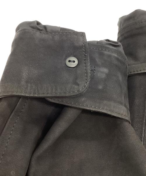 ISSEY MIYAKE（イッセイミヤケ）ISSEY MIYAKE (イッセイミヤケ) 比翼 カウレザージャケット ブラック サイズ:2の古着・服飾アイテム