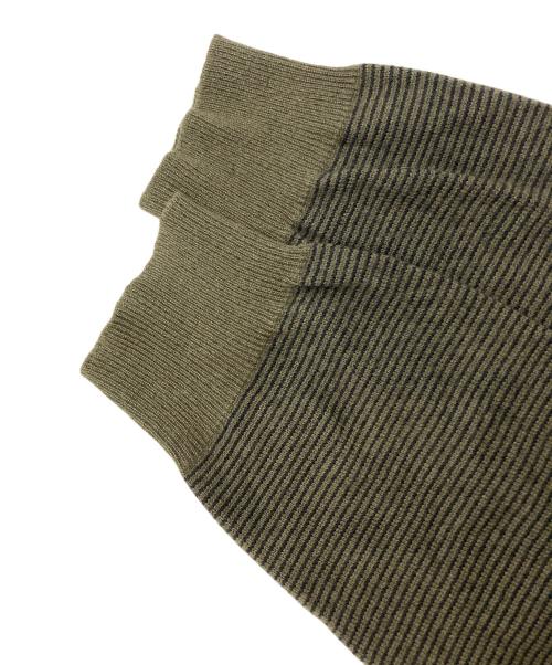 HERMES（エルメス）HERMES (エルメス) カシミヤボーダーVネックニット オリーブ サイズ:XLの古着・服飾アイテム