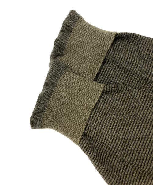 HERMES（エルメス）HERMES (エルメス) カシミヤボーダーVネックニット オリーブ サイズ:XLの古着・服飾アイテム