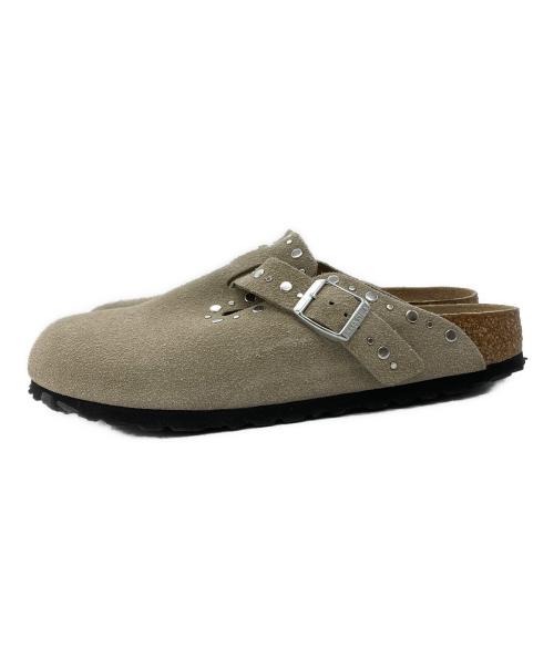 BIRKENSTOCK（ビルケンシュトック）BIRKENSTOCK (ビルケンシュトック) Boston Rivet LEVE Taupe 1030418 ベージュ サイズ:US8の古着・服飾アイテム