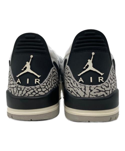 NIKE（ナイキ）NIKE (ナイキ) Air Jordan Legacy 312 Low CD7069-101 グレー×ホワイト サイズ:US9.5 未使用品の古着・服飾アイテム