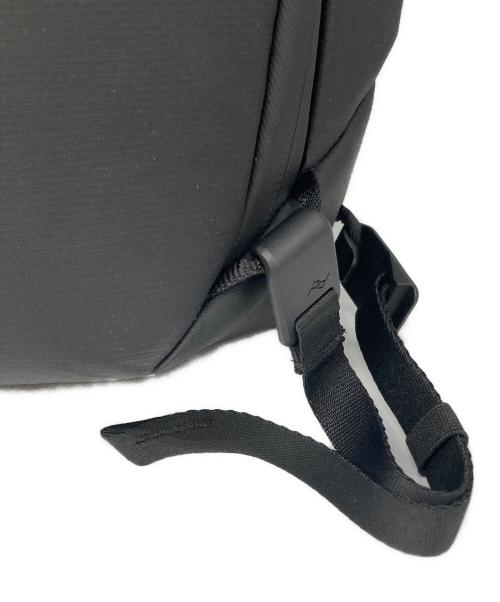 peak design（ピークデザイン）peak design (ピークデザイン) everyday sling 6L ショルダーバッグ ブラックの古着・服飾アイテム